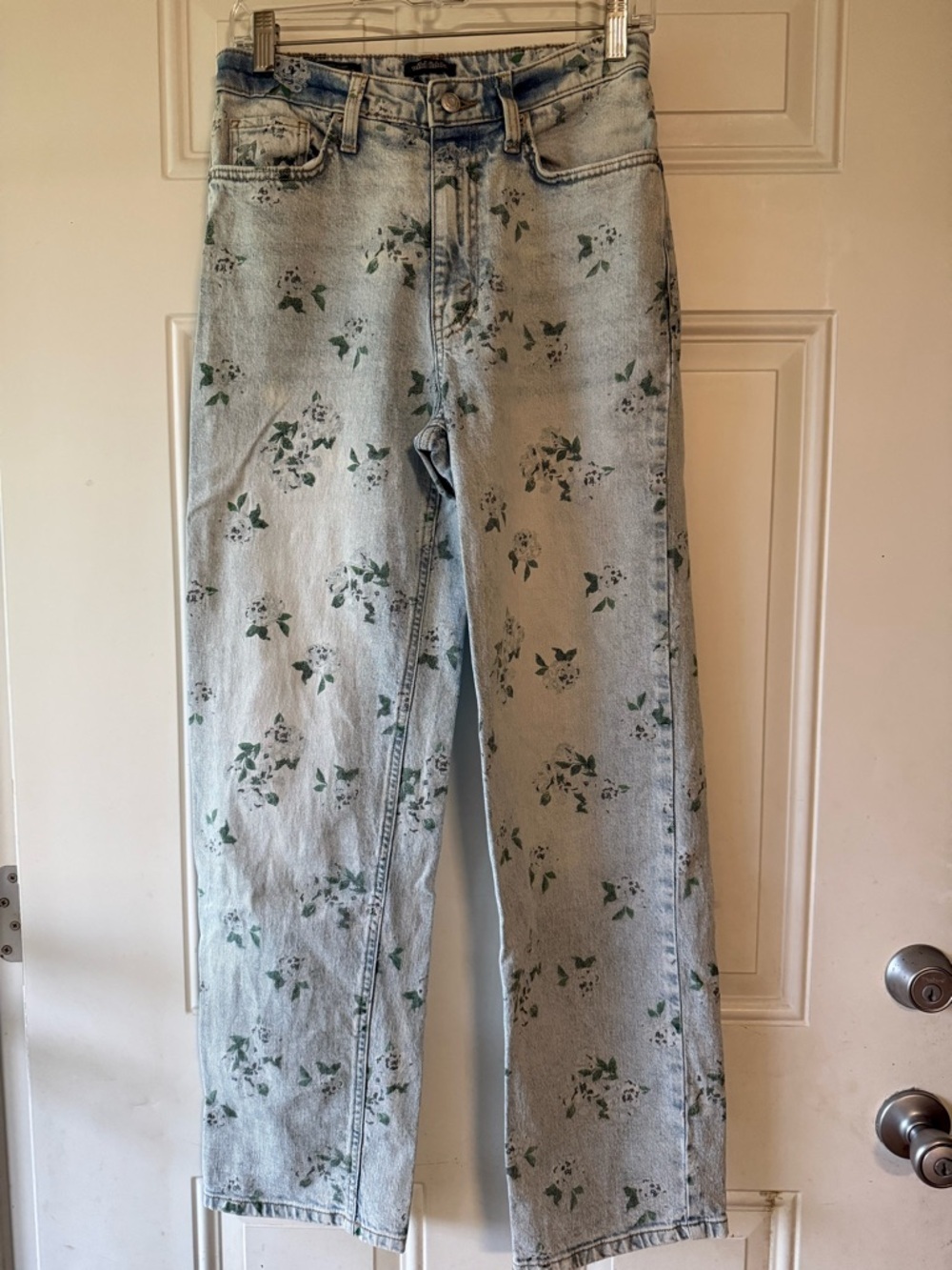 Wild Fable 90s relaxed straight floral print denim jeans - Picture 4 of 9